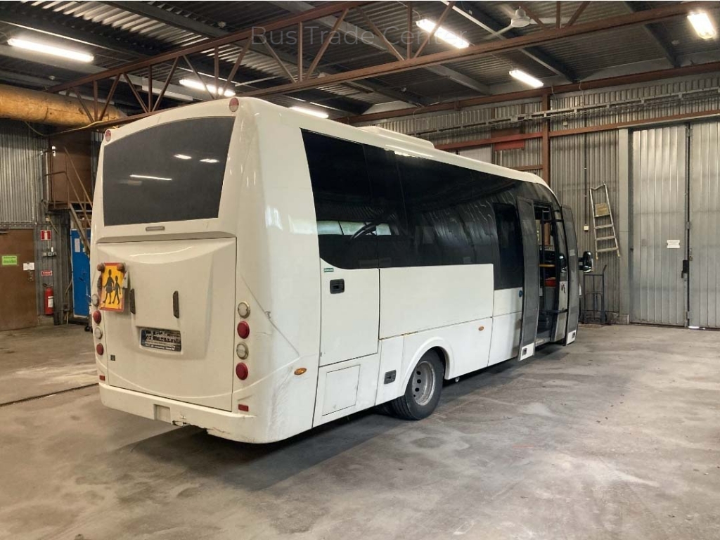 IVECO Rosero FIRST