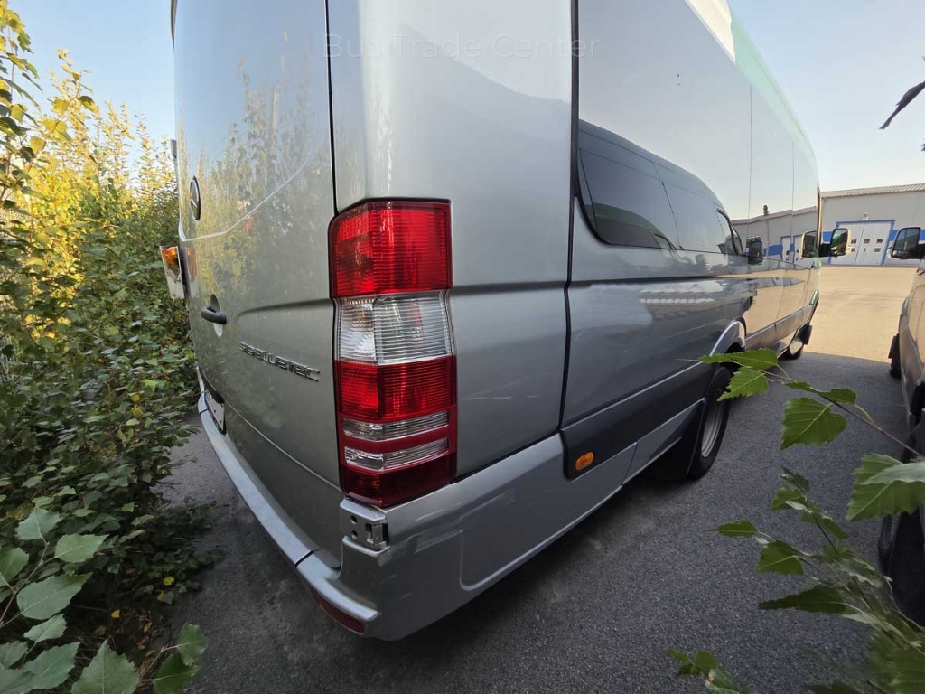 MERCEDES SPRINTER 516CDI Automet // 23seats