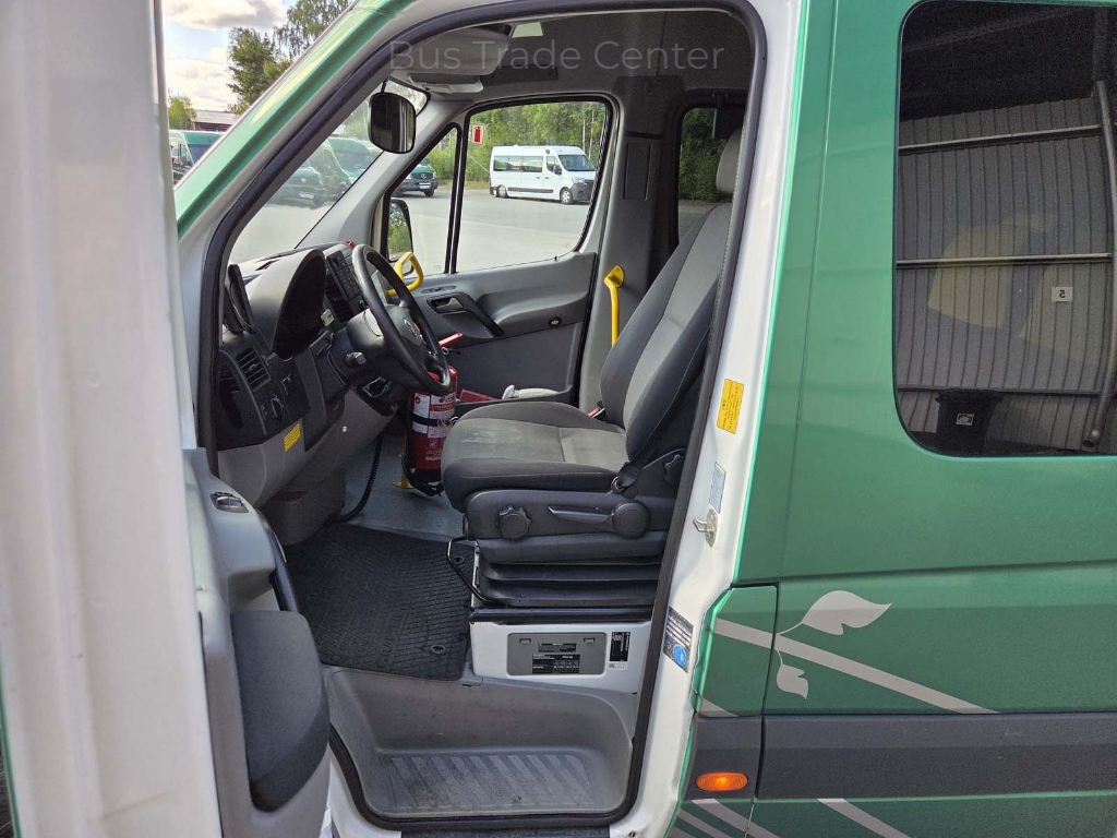 VOLKSWAGEN Crafter 50 Skåp LR