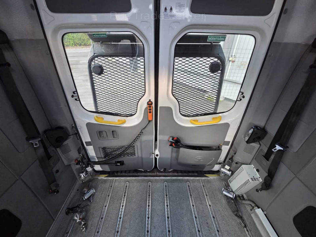 VOLKSWAGEN Crafter 50 Skåp LR