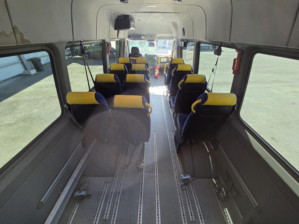 VOLKSWAGEN Crafter 50 Skåp LR