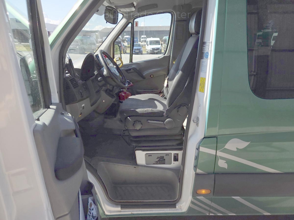 VOLKSWAGEN Crafter 50 Skåp LR