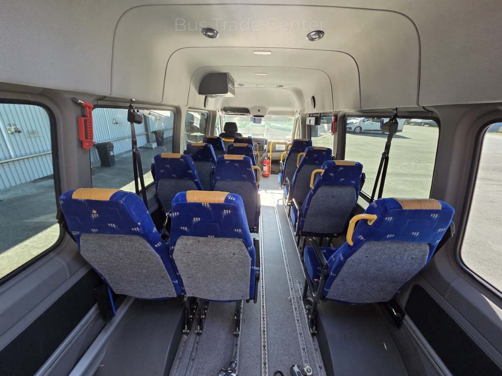 VOLKSWAGEN Crafter 50 Skåp LR