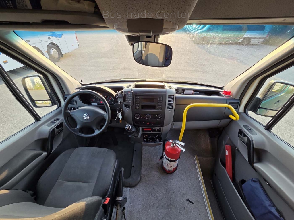 VOLKSWAGEN CRAFTER 50 SKĹP LR