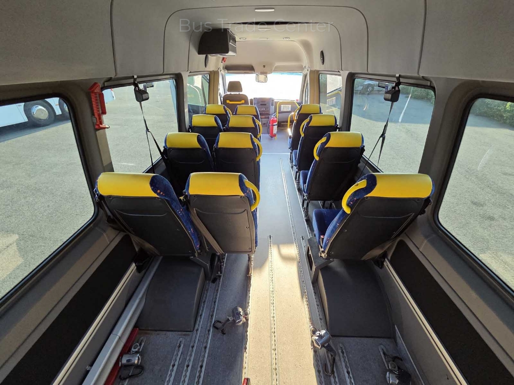 VOLKSWAGEN CRAFTER 50 SKĹP LR