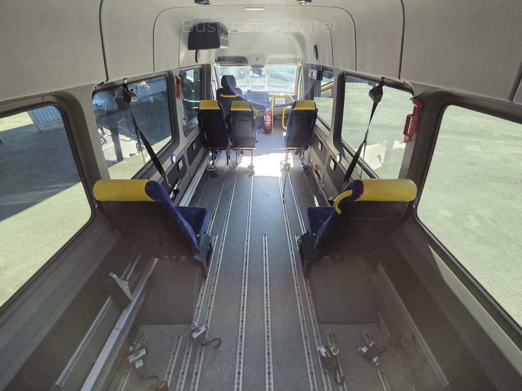 VOLKSWAGEN CRAFTER 50 SKÅP LR