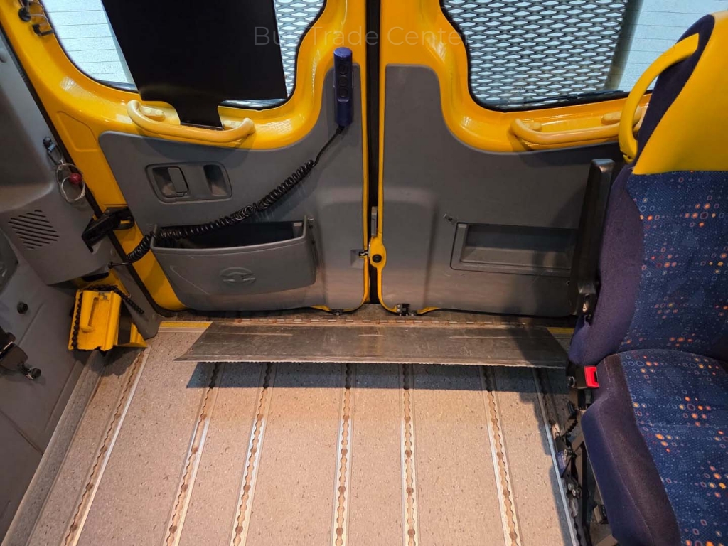 VOLKSWAGEN CRAFTER 50 SKÅP LR