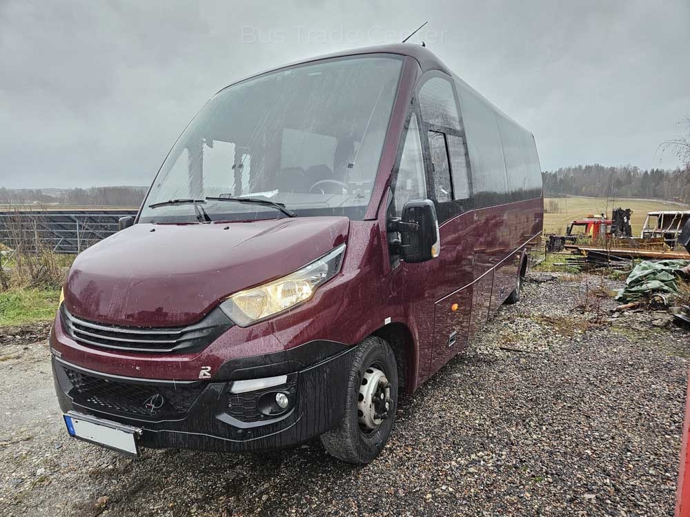 IVECO ROSERO FIRST 70C18