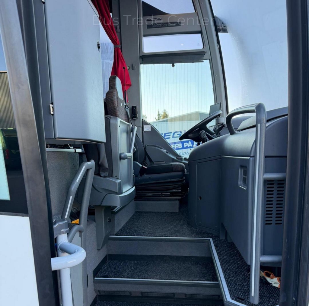 MERCEDES TOURISMO O350/15RHD
