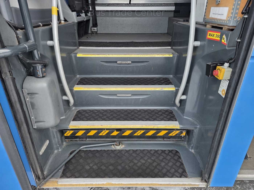 SCANIA OmniExpress 340 LK 400