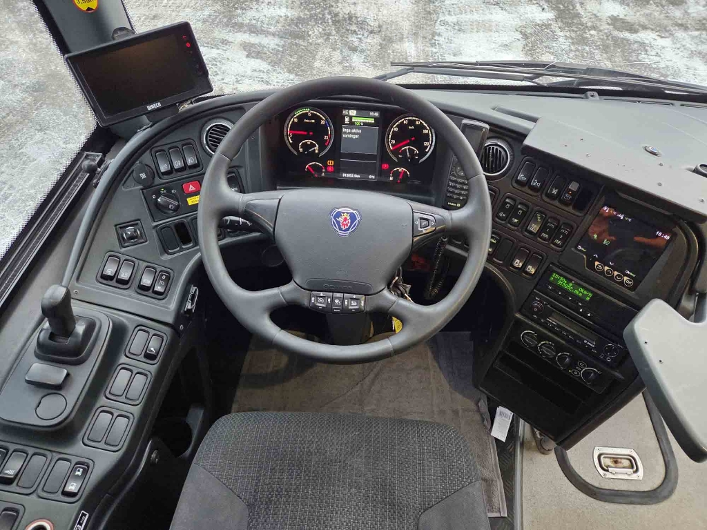 SCANIA OMNIEXPRESS 3AXL