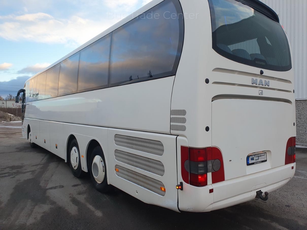 MAN LION´S COACH L B.2007.46.007