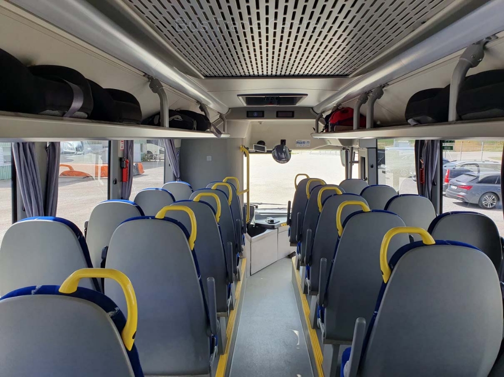 VOLVO 8900 B8R