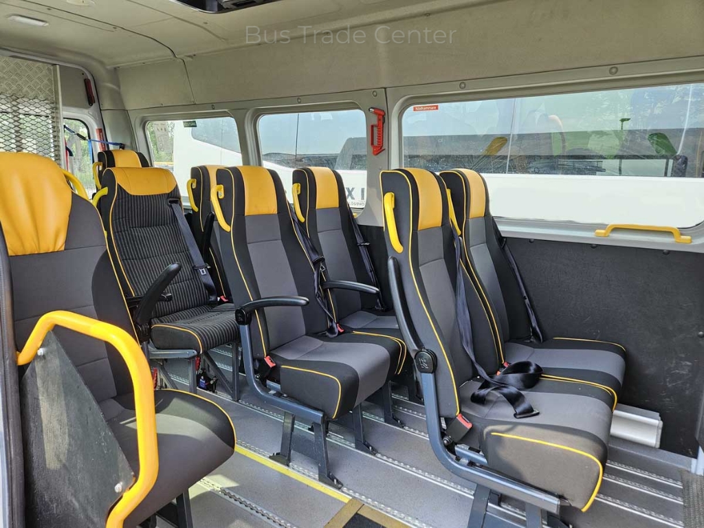 RENAULT Master III Trabus phII dCi