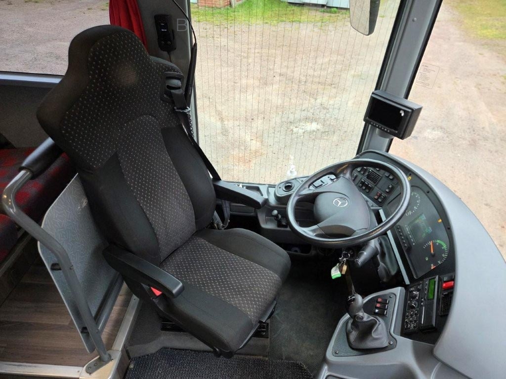 MERCEDES Intouro 633 01