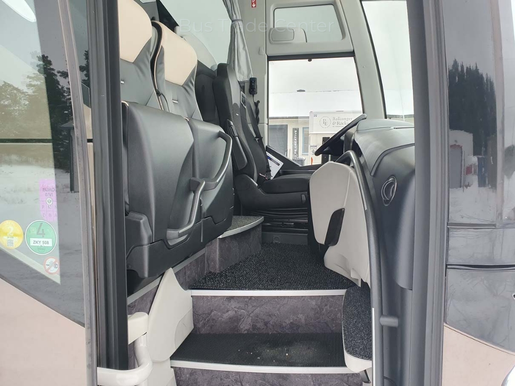SETRA S 516 HDH
