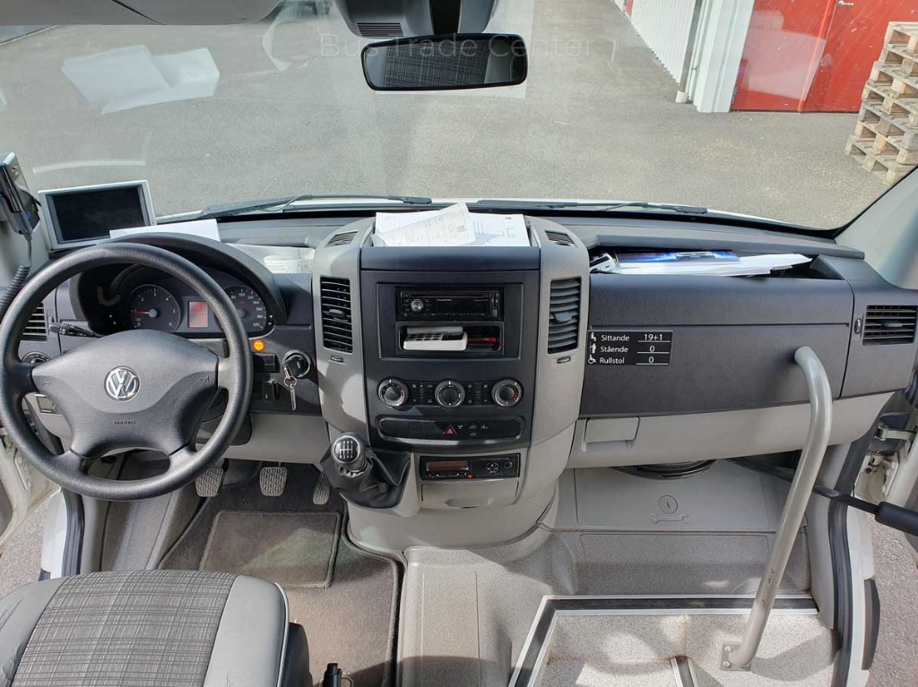 VOLKSWAGEN CRAFTER BUS-PRESTIGE 2.0 TDI