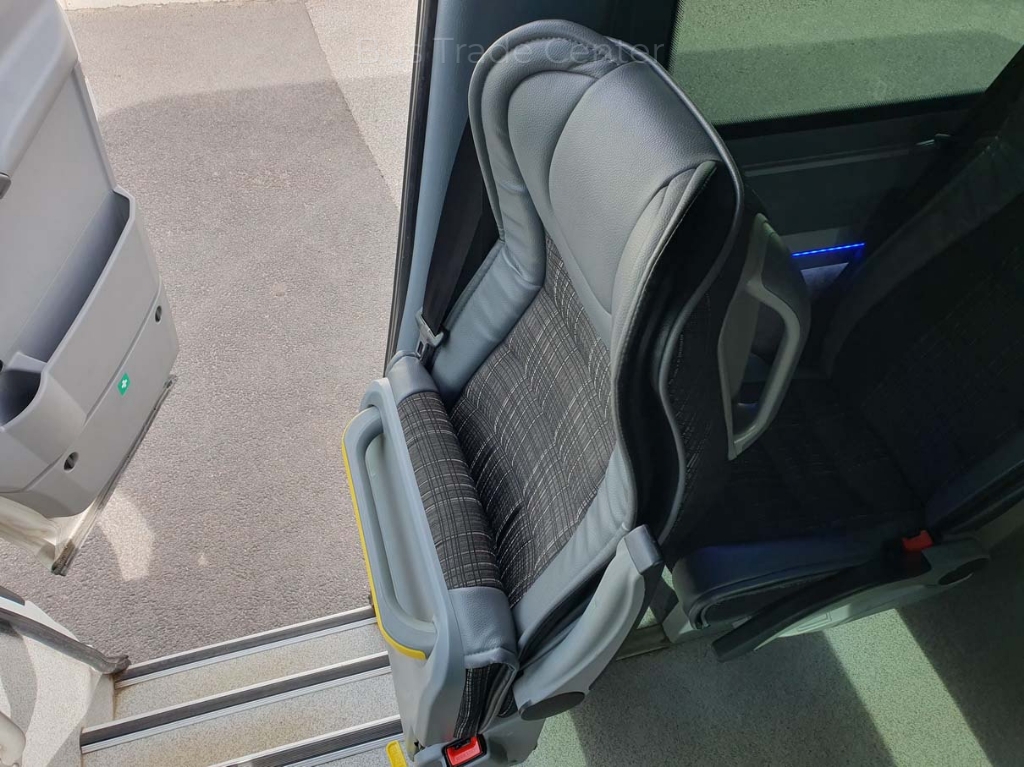 VOLKSWAGEN CRAFTER BUS-PRESTIGE 2.0 TDI