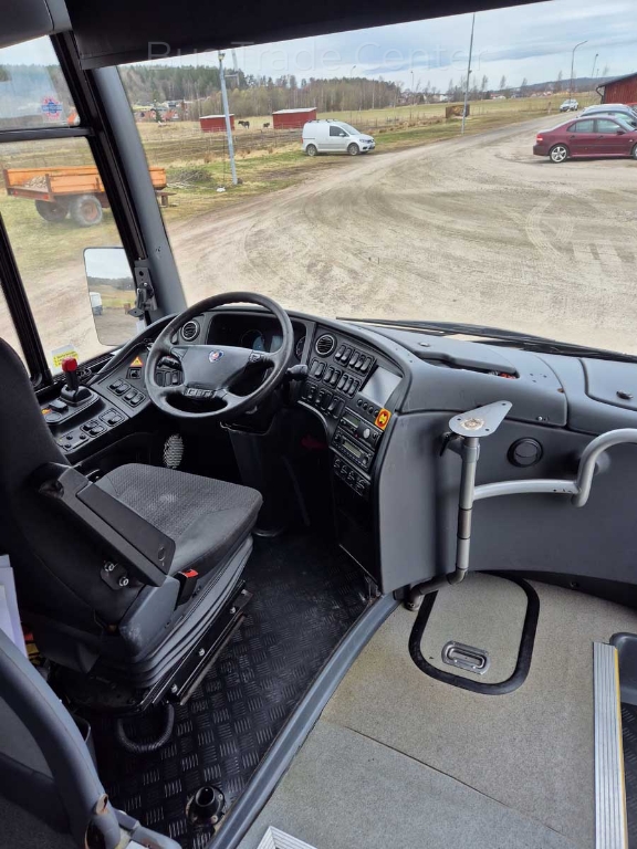 SCANIA OmniExpress LK 400