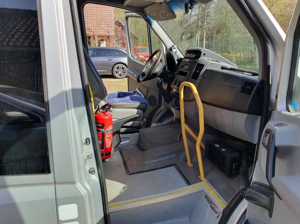 VOLKSWAGEN CRAFTER 50 SKÅP LR